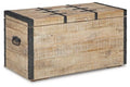 Whitewash Storage Trunk Z461