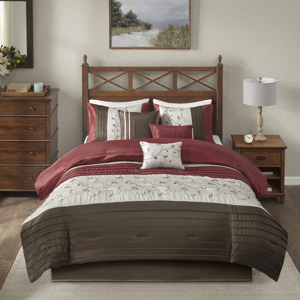 Red Embroidered 7-Piece Comforter Set O187954