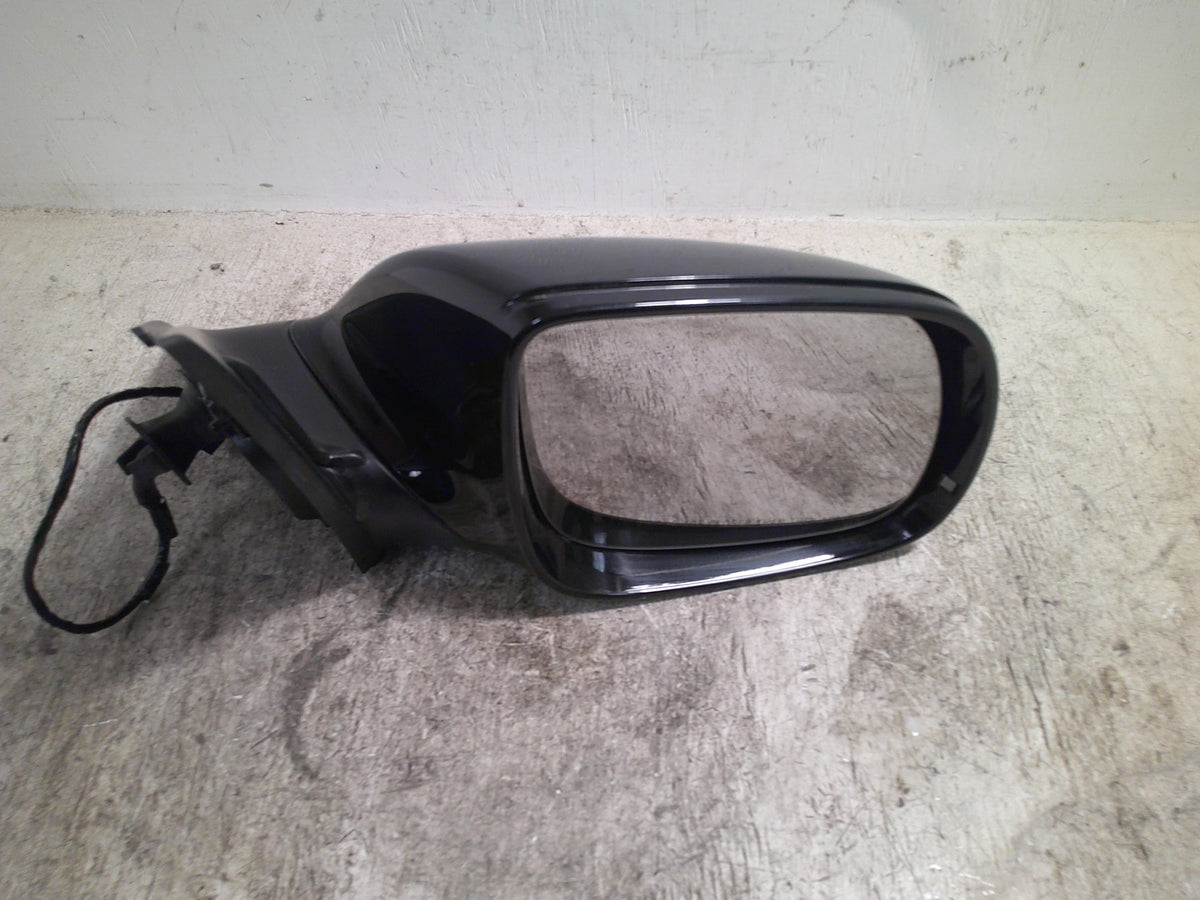 Passenger Side Door Mirror K647275