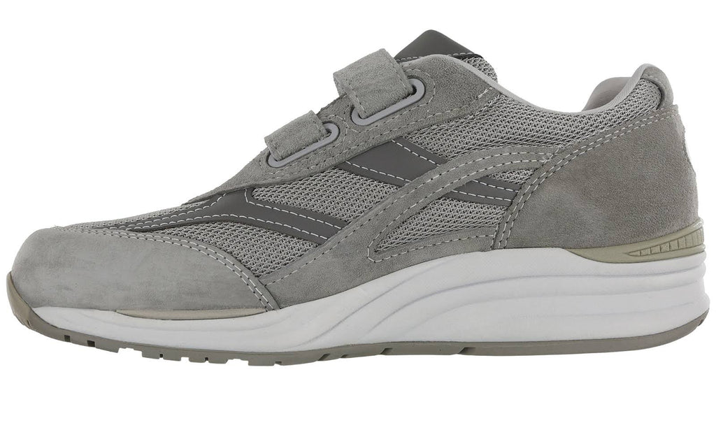 Gray 13.5 Wide Mesh Shoes M921118