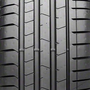235/50R19 99W High Performance Tire D405
