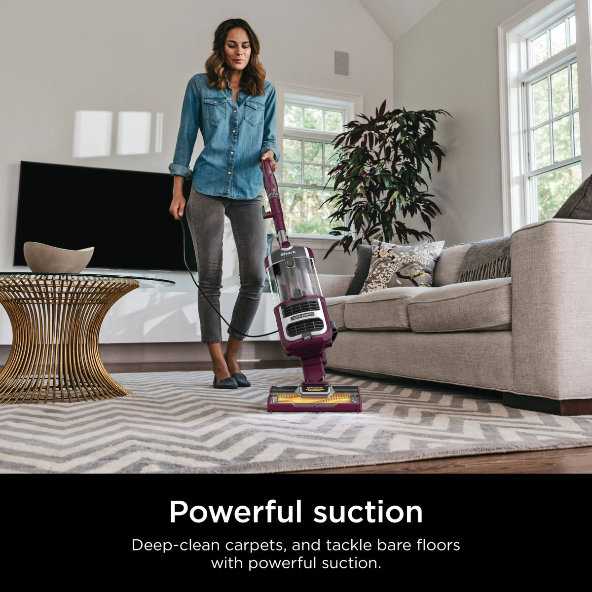 Upright Vacuum with Self-Cleaning Brushroll L72764