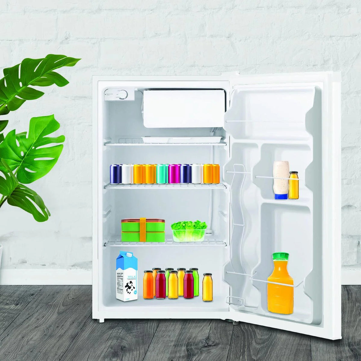 4.4 Cu. ft. Compact Refrigerator with Freezer U796710