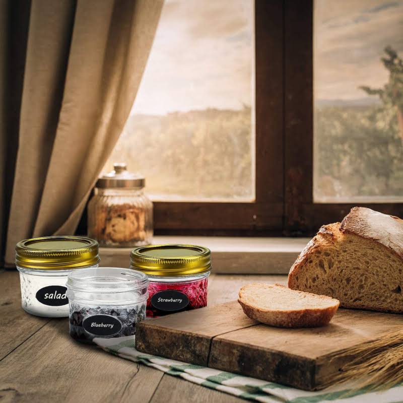 4oz Glass Jars with Lids M7666