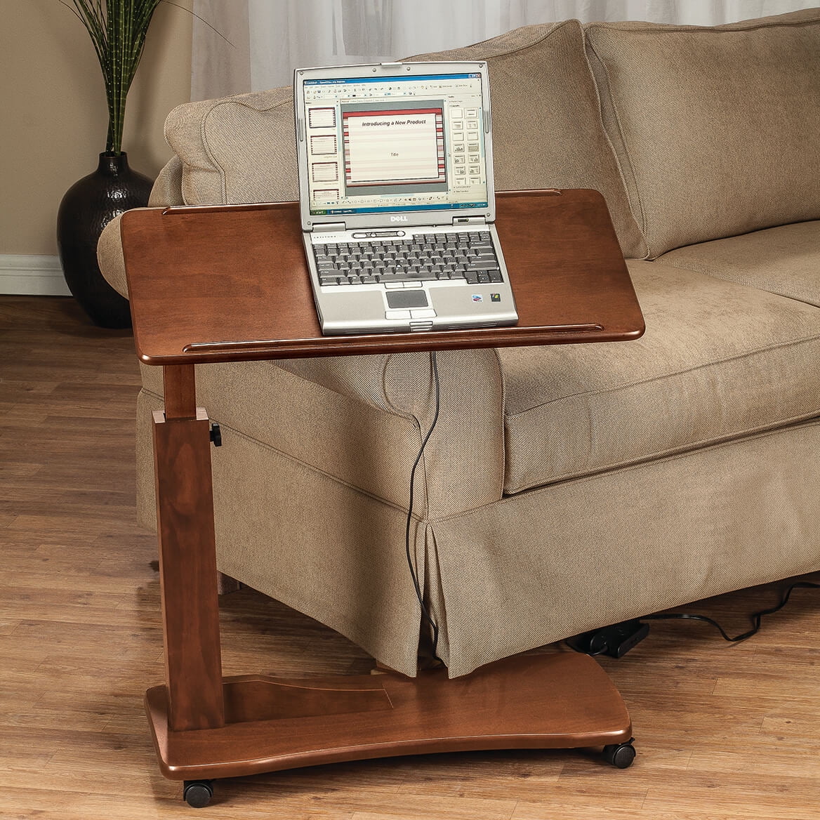 Oak C Shaped Side Accent Table Q54285