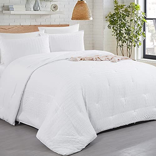 Oversized King White Seersucker Comforter 3 Piece Set J89987