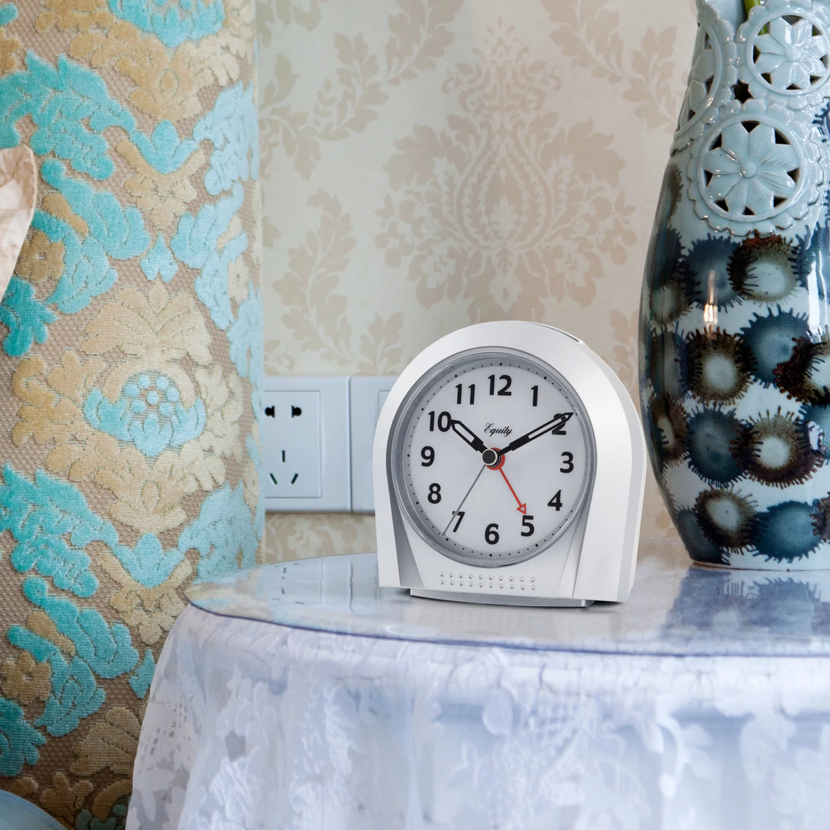 Silver Silent Sweep Night Vision Alarm Tabletop Clock Z643