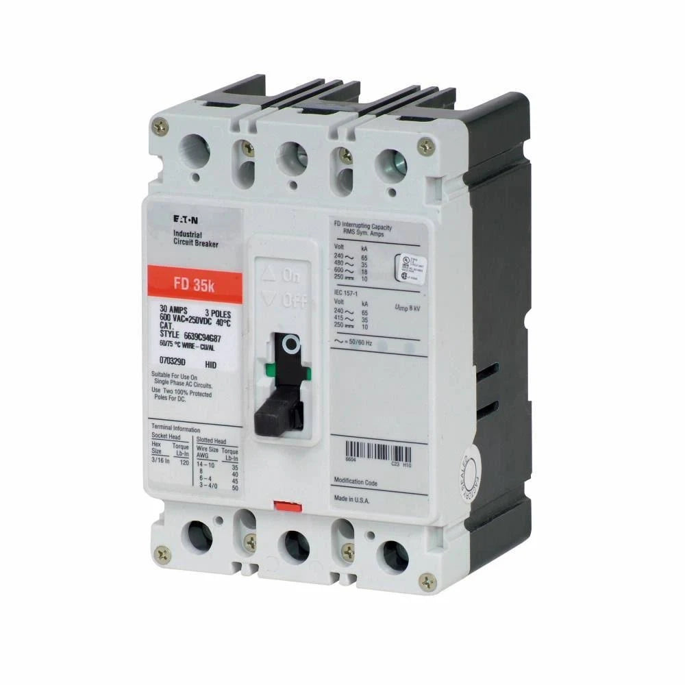 Molded Case Circuit Breaker K672