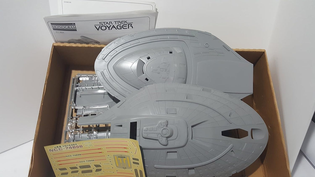 Spaceship Model Kit C2283