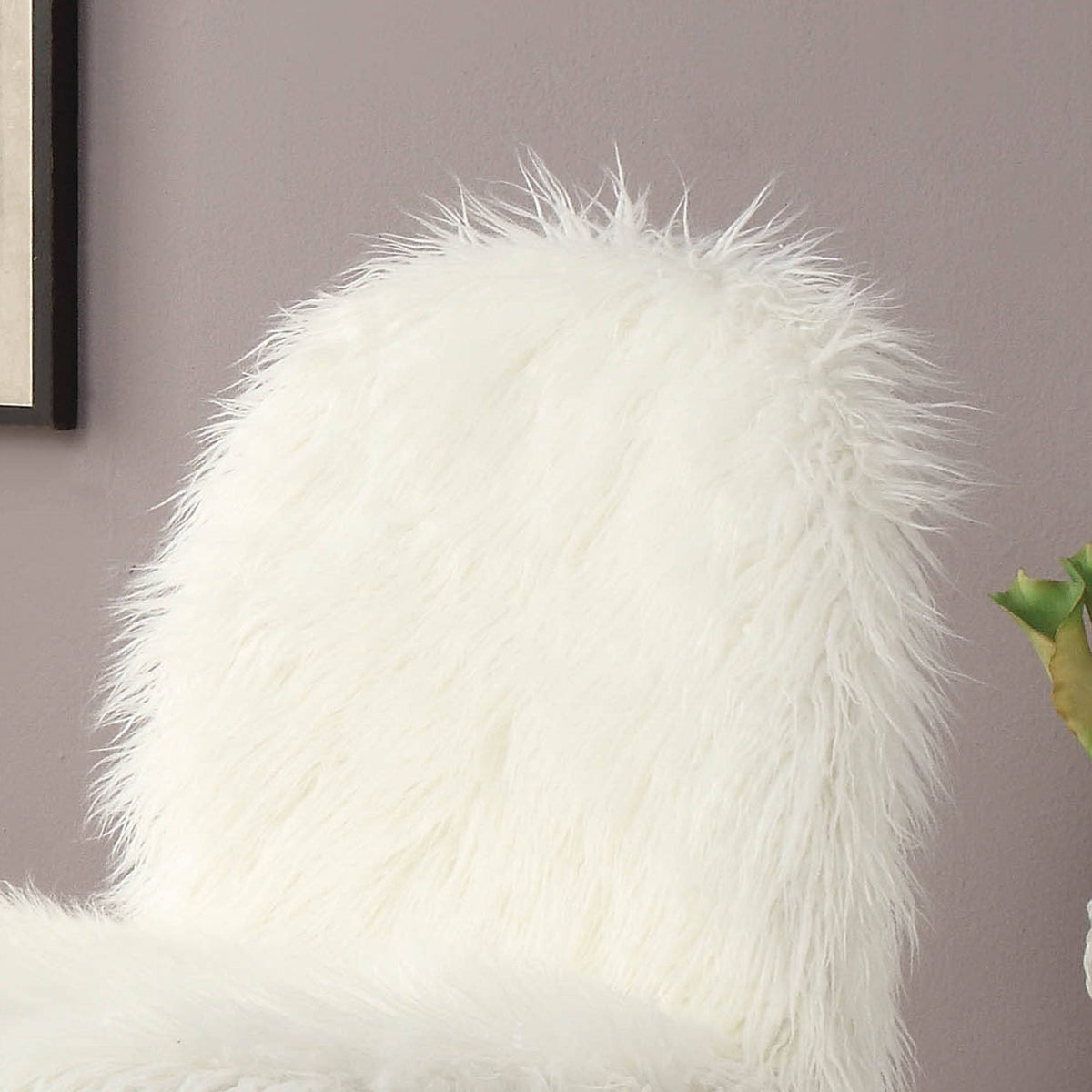 White Faux Fur Padded Accent Chair L7431