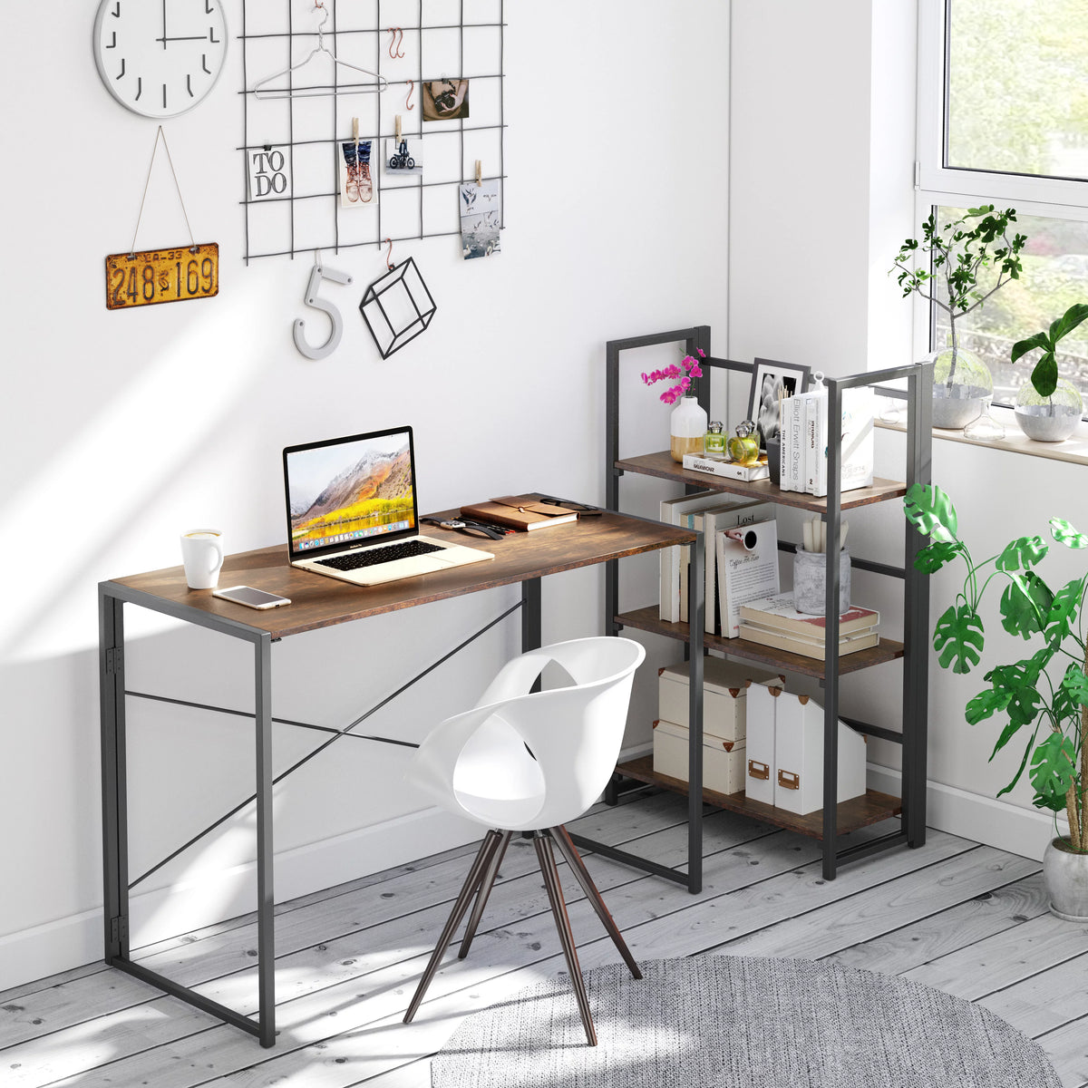 Folding Desk Q68854