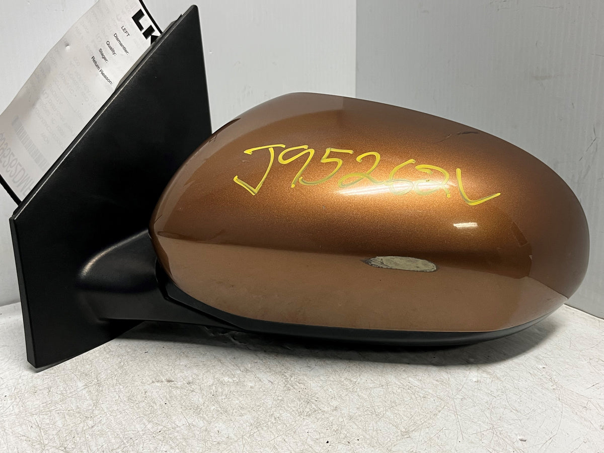 Driver LH Door Mirror Q369079