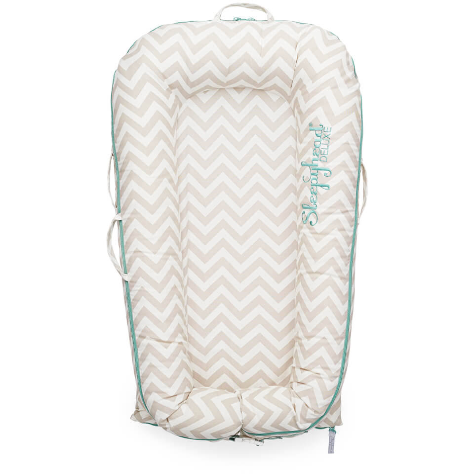 Deluxe+ Pod in Silver Lining (0-8 months) E7945