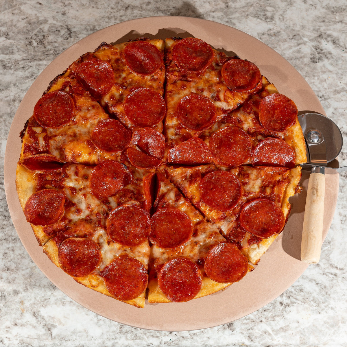 15-inch Pizza Stone with Pizza Cutter and Serving Rack O8708