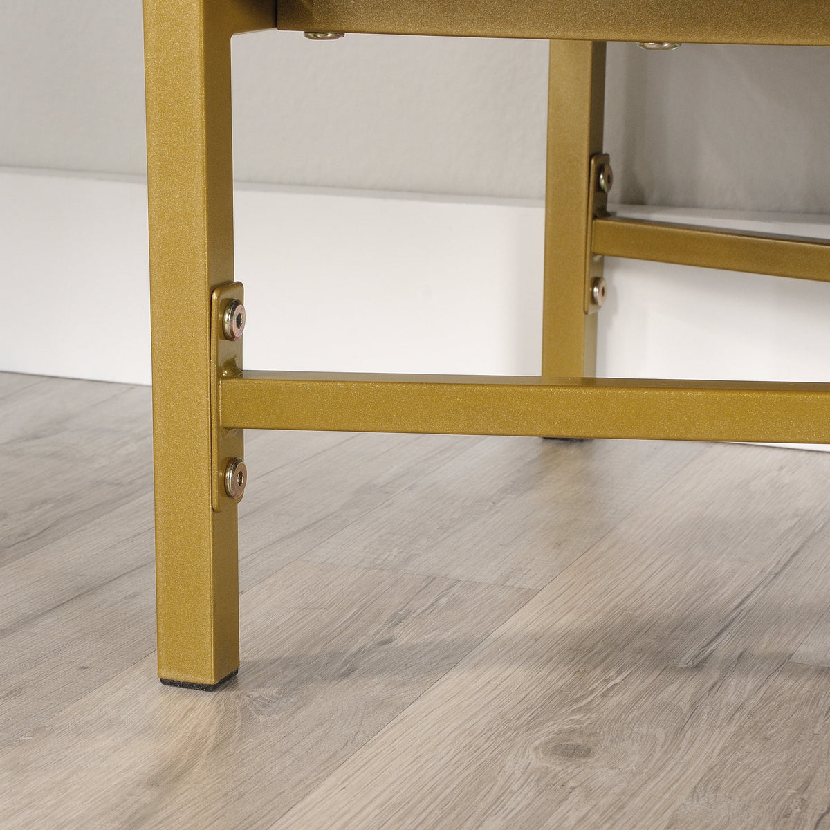 Walnut Finish TV Stand O127