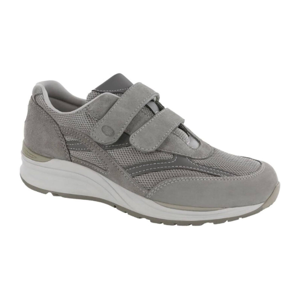 Gray 13.5 Wide Mesh Shoes M921118
