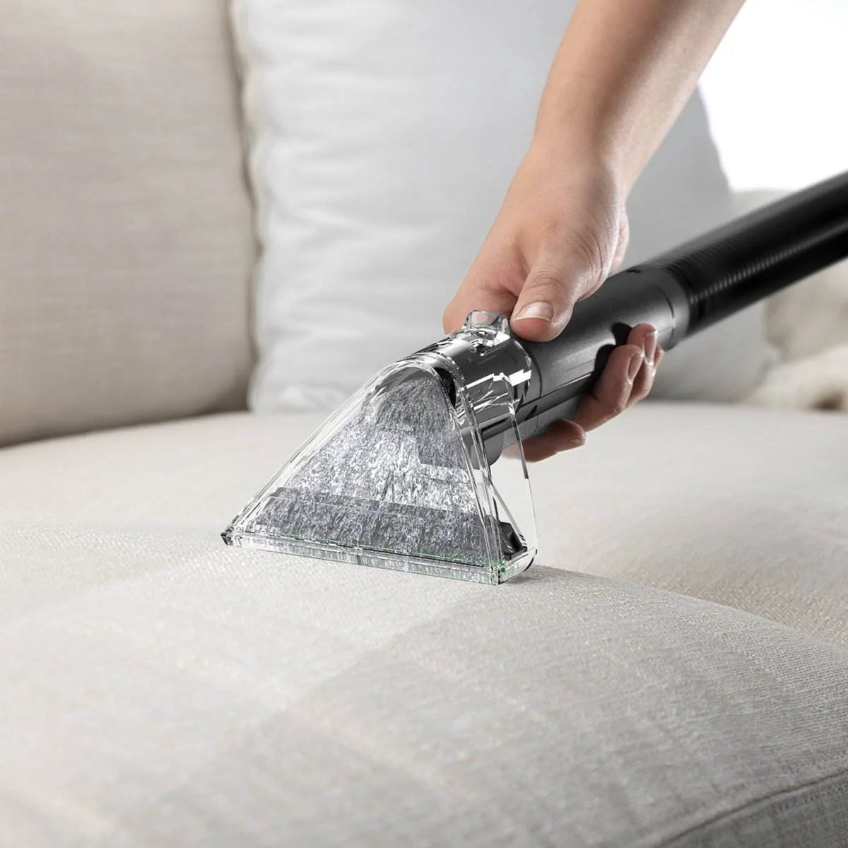 Lightweight Carpet and Fabric Surface Cleaner H399532