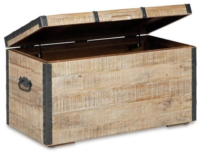 Whitewash Storage Trunk Z461
