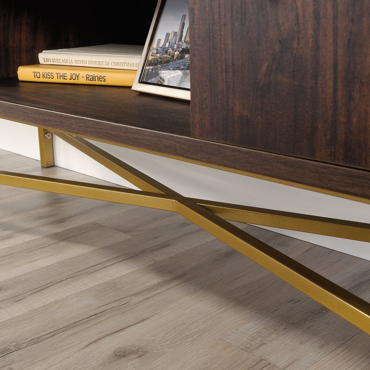 Walnut Finish TV Stand O127
