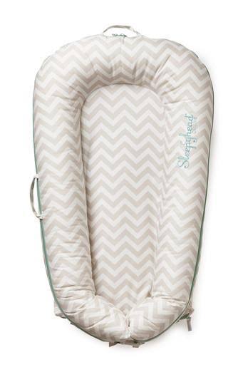 Deluxe+ Pod in Silver Lining (0-8 months) E7945